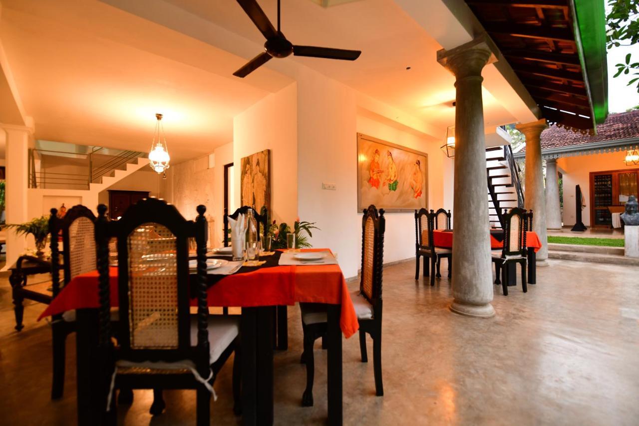 Tropical House - Jungleside Villa Hikkaduwa Extérieur photo