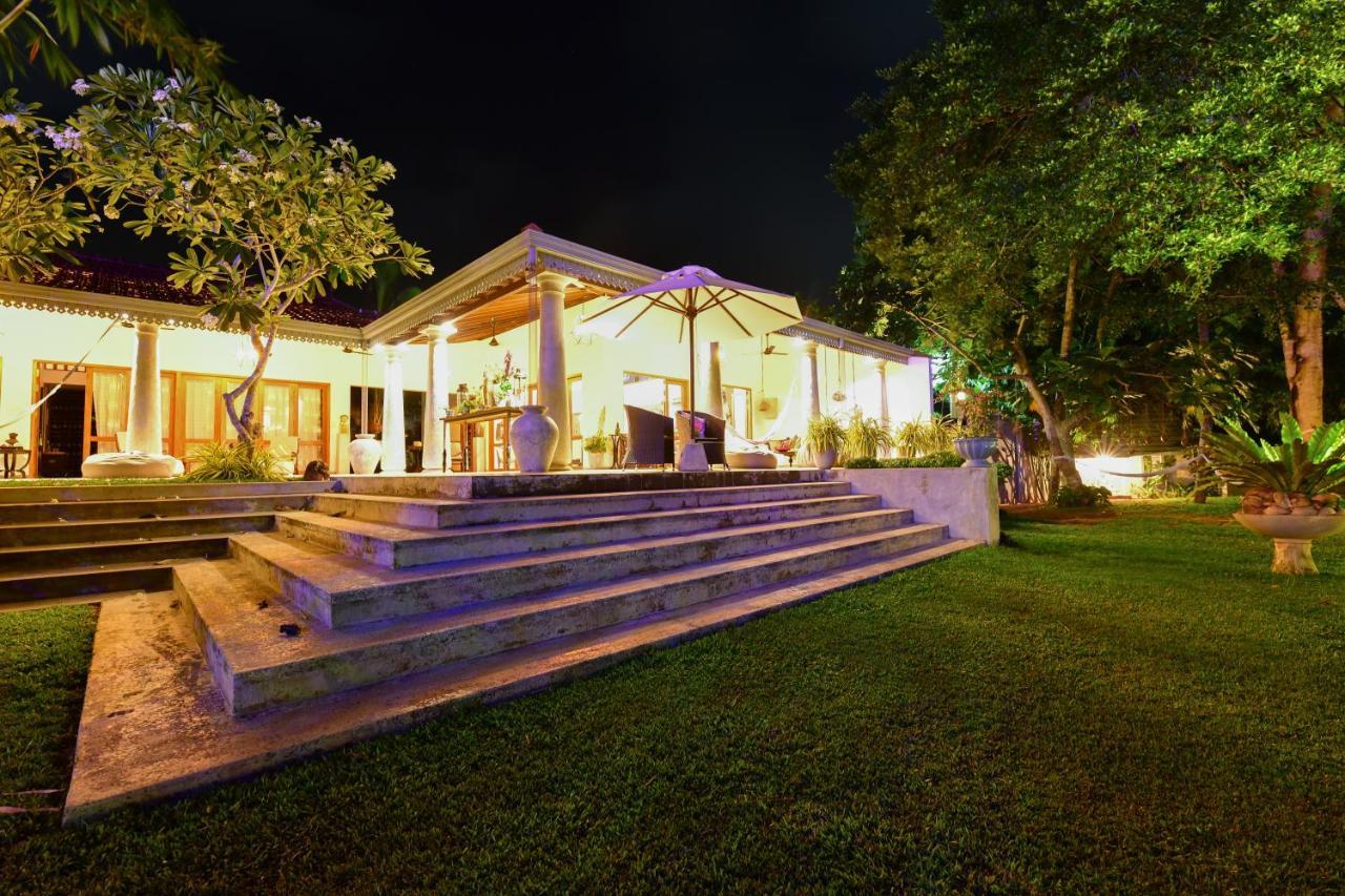 Tropical House - Jungleside Villa Hikkaduwa Extérieur photo