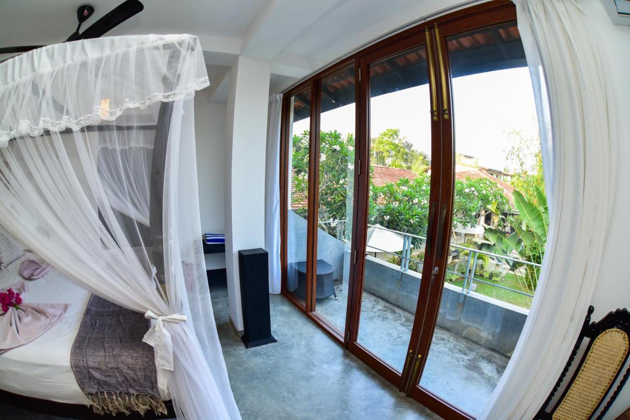 Tropical House - Jungleside Villa Hikkaduwa Extérieur photo